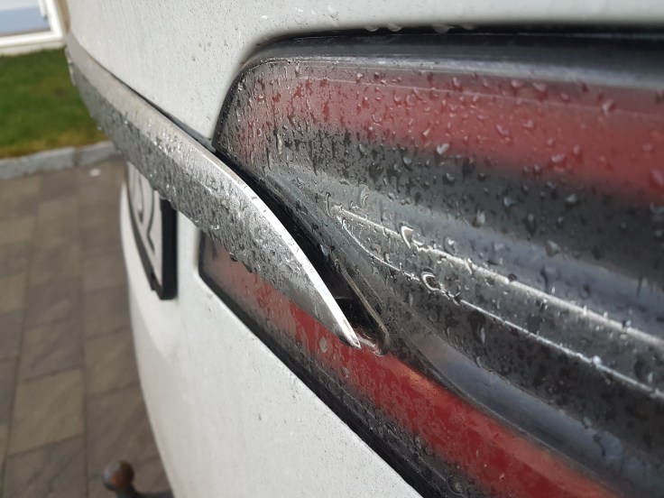 Tesla Chrome details comming off in 2017