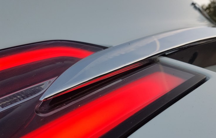 Tesla Chrome details comming off in 2018